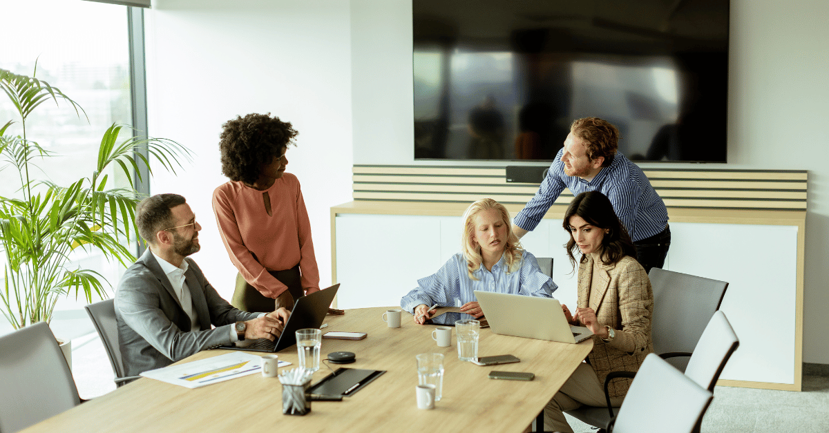 4 Characteristics of Highly Effective Employee Document Management Systems